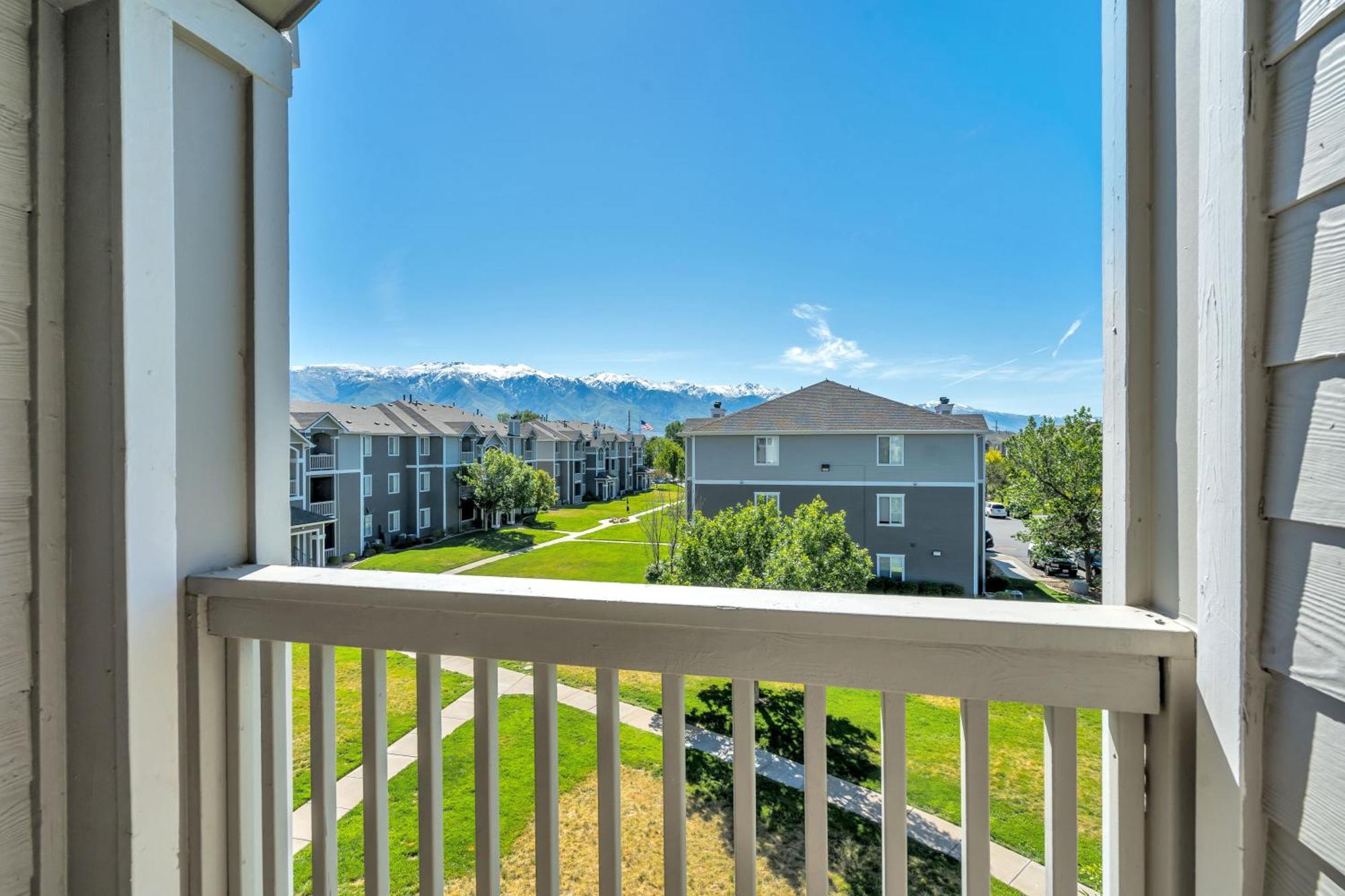 Mountain View By Cloud Dream Homes クリアフィールド エクステリア 写真